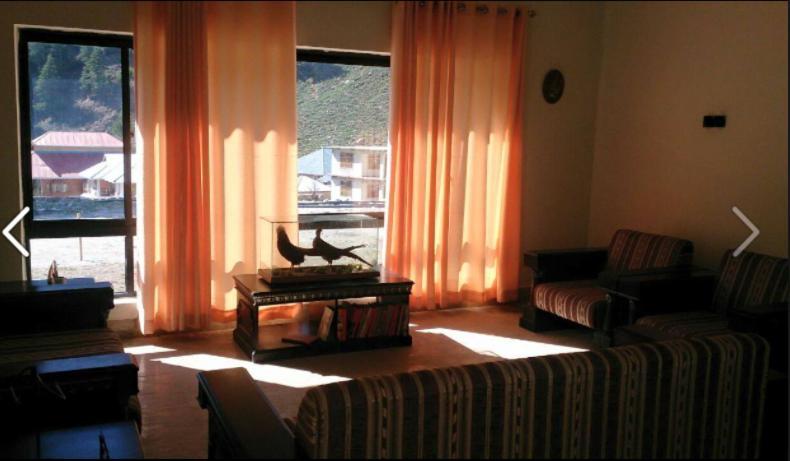 Trout Lodge ناران المظهر الخارجي الصورة